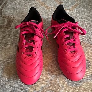 Adidas kids cleats. Size 4 kids.